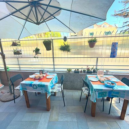 Bed and Breakfast Tra Il Borgo E Il Mare Черво Екстер'єр фото